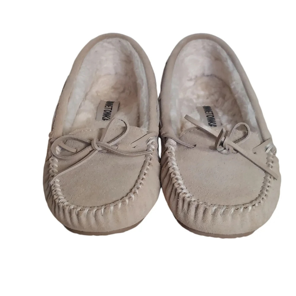 Minnetonka Moccasin Suede Faux Fur Lined Slippers‎ Women's - Picture 2 of 16